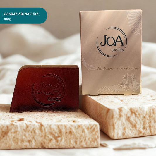 Savon Amarante Joa Savon gamme Signature 100g avec packaging élégant