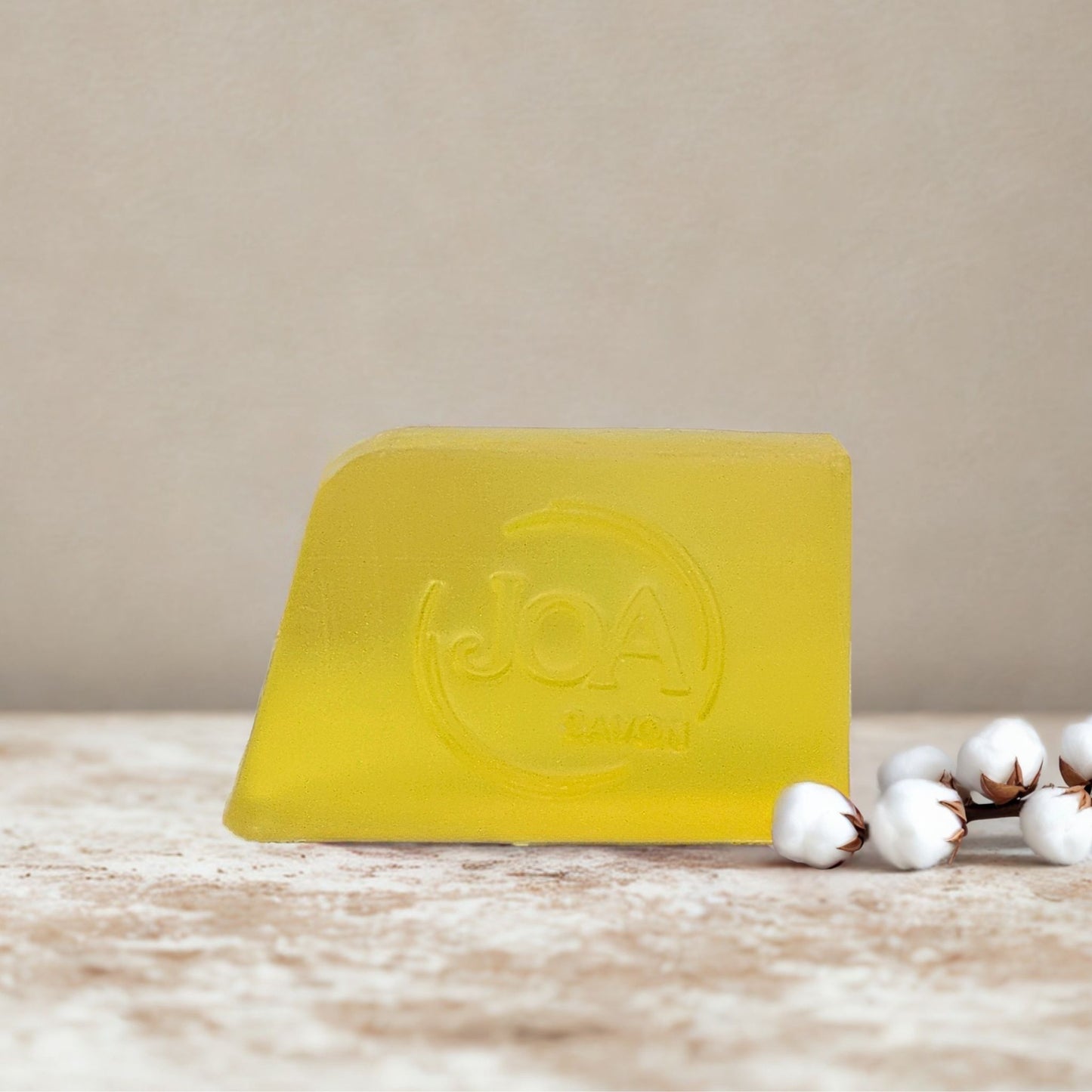 Savon Mangue Joa Savon enrichi en glycérine végétale 30 pour cent pour une peau douce