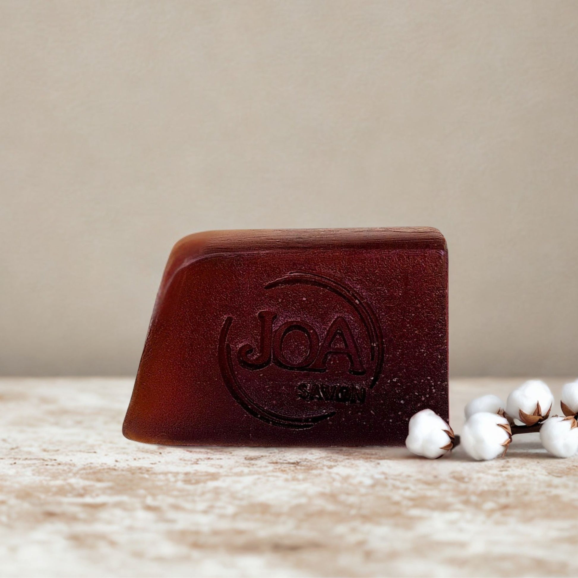 Savon Coco Vanille Joa Savon enrichi en glycérine végétale 30 pour cent pour une peau douce