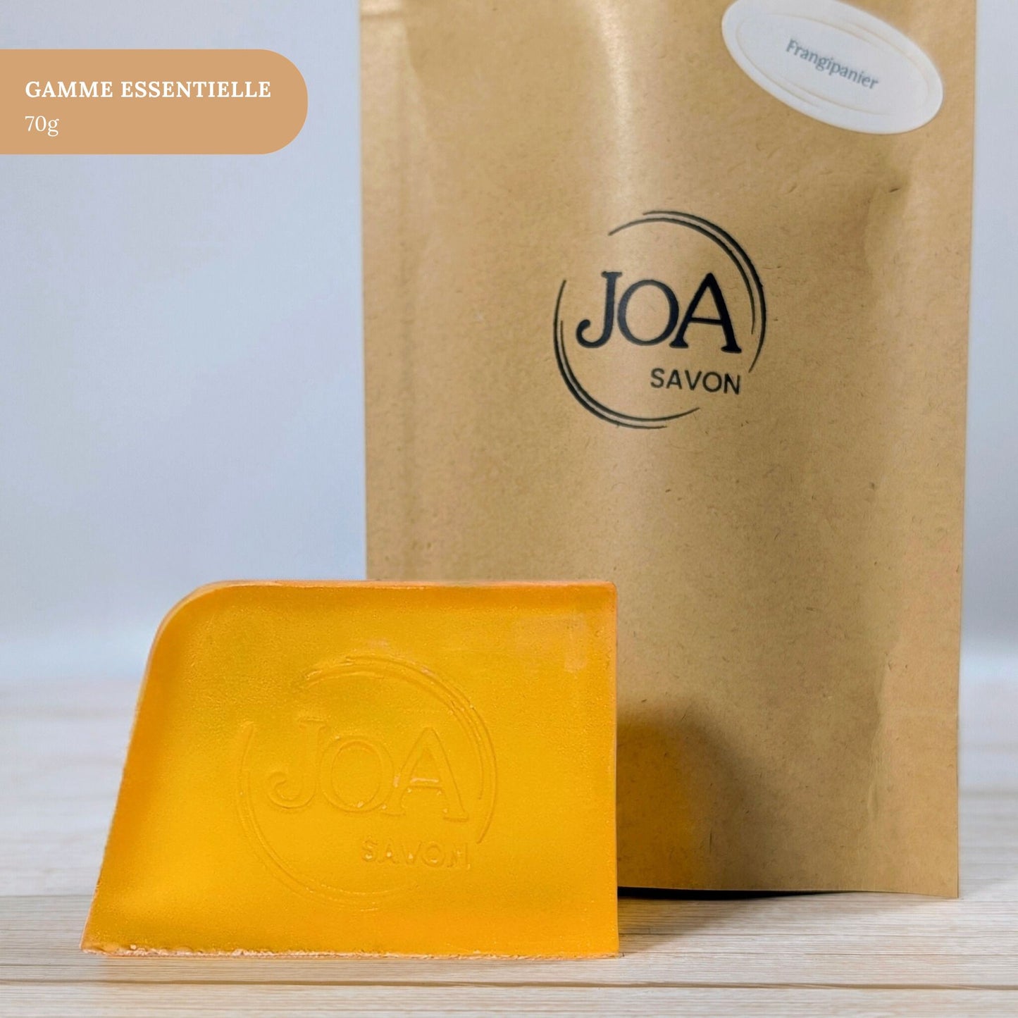 Savon Frangipanier Joa Savon gamme Essentielle 70g avec packaging minimaliste