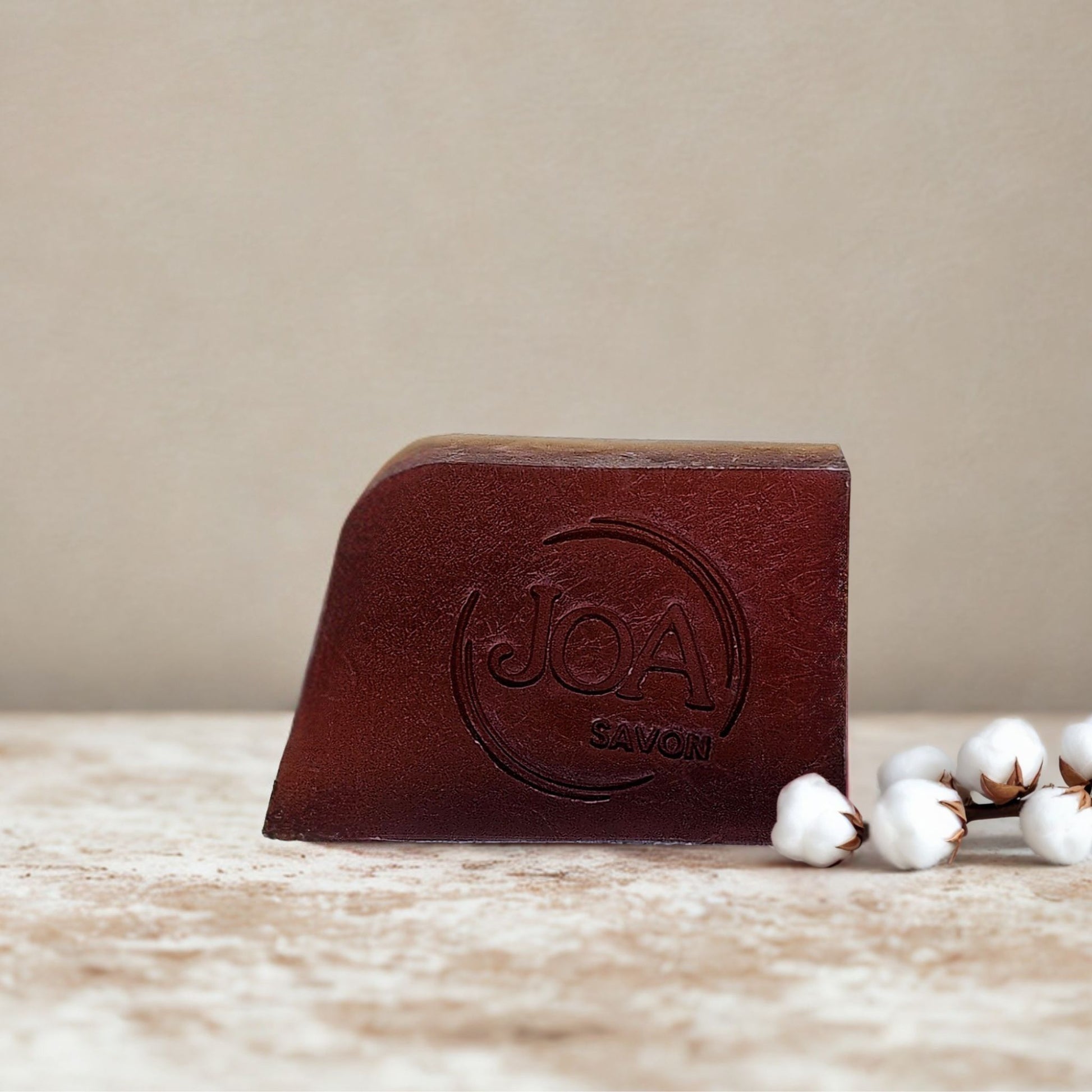 Savon Havane Vanille Joa Savon enrichi en glycérine végétale 30 pour cent pour une peau douce
