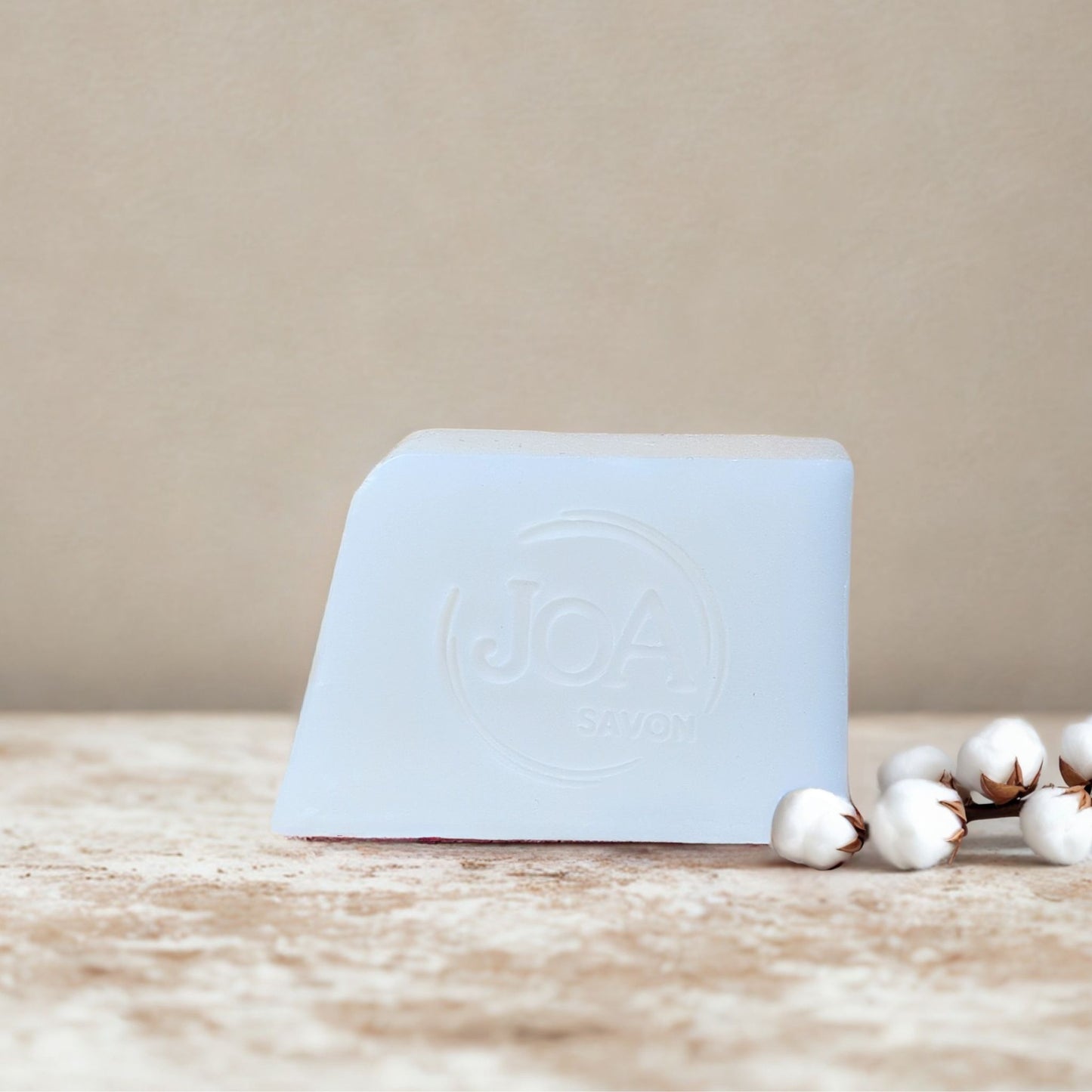 Savon Lait d’ânesse Joa Savon enrichi en glycérine végétale 30 pour cent pour une peau douce