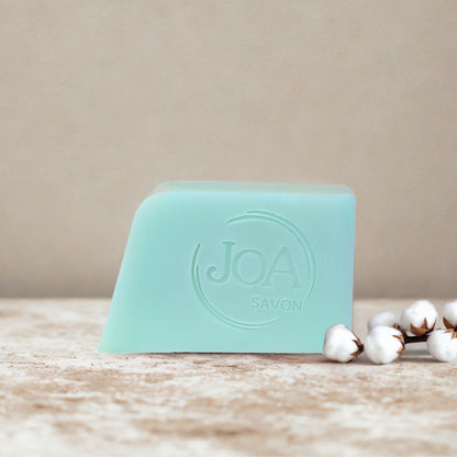 Savon Tea Tree Joa Savon enrichi en glycérine végétale 30 pour cent pour une peau purifiée et douce