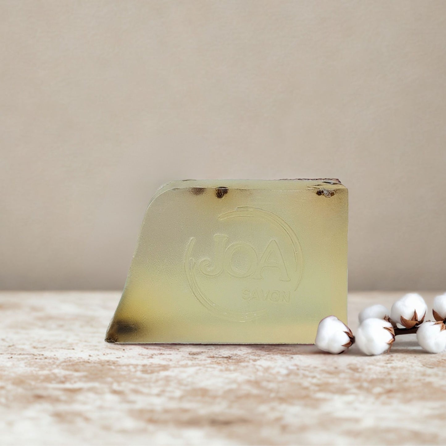Savon Thé Vert Joa Savon enrichi en glycérine végétale 30 pour cent pour une peau douce